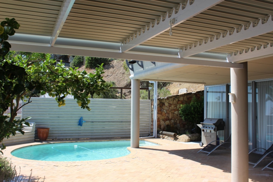 3 Bedroom Property for Sale in Clifton Western Cape